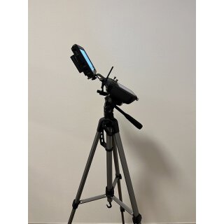Zusatzmonitorset mit Stativ - Field Monitor 7&quot; Zoll  incl. Ladeger&auml;t// 2 Akkus // Halterung